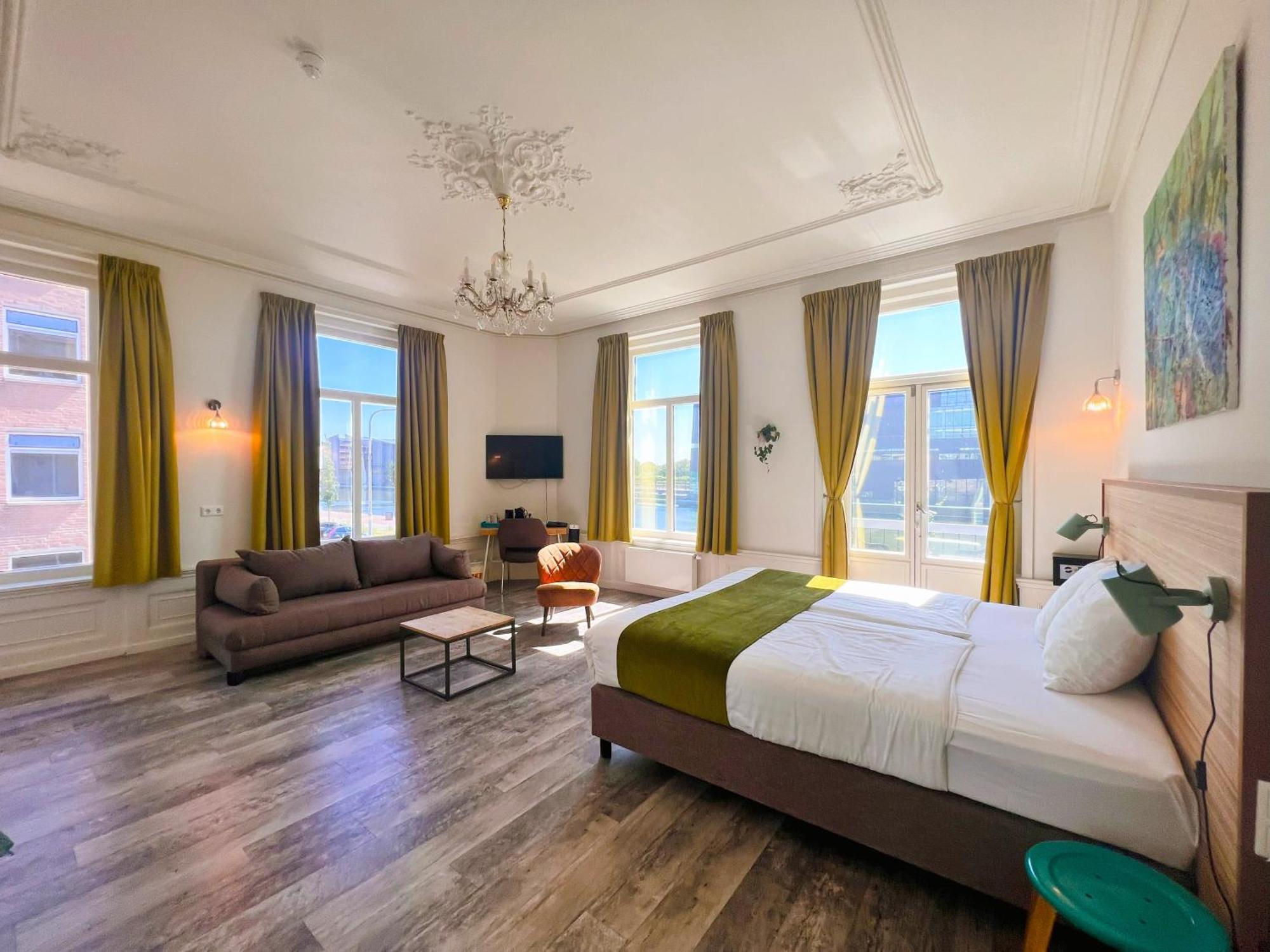 Superior Double Room Balcony,1515488992:JPEG